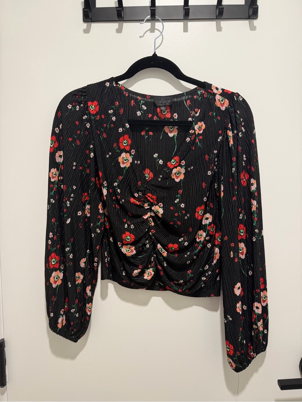 TOPSHOP Black Floral Ruched Long-Sleeve Top